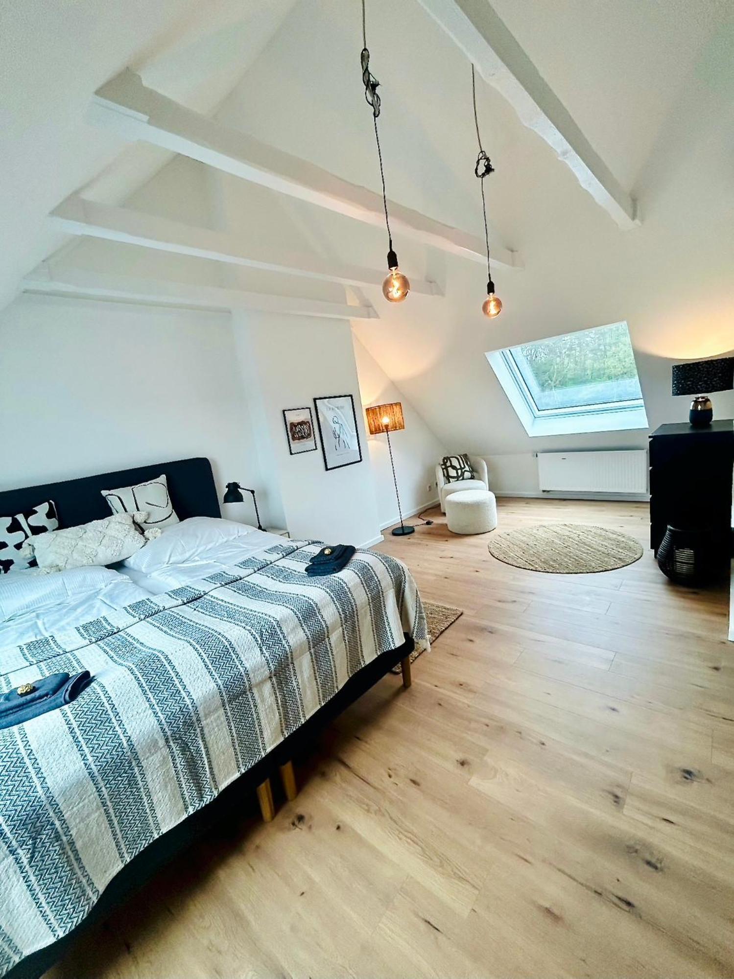 Feelslikehome - Reihenhaus Zwischen Hamburg Und Heide Mit Garten&Garage Neu Wulmstorf Exterior foto